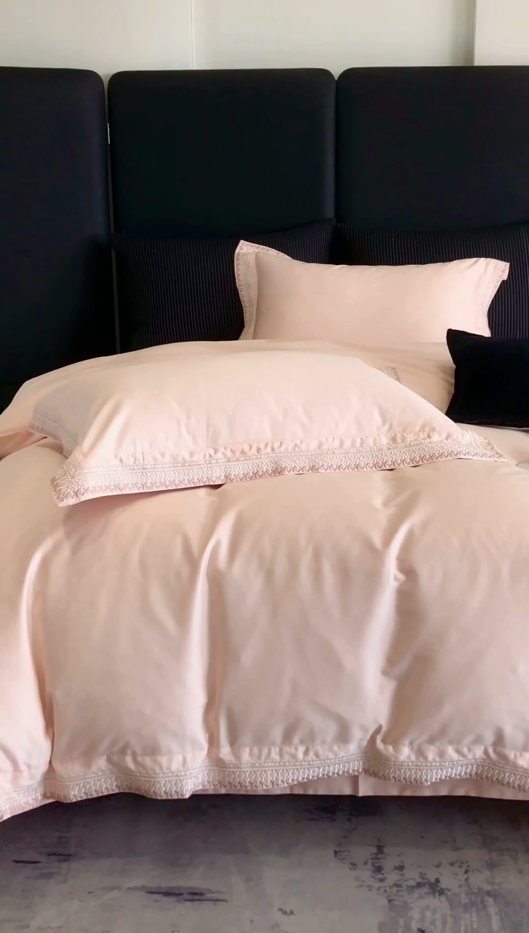 91家纺网 家纺一手货源 找家纺 保罗圣迪奥 2025新款50双股全棉长绒棉四件套-艾瑟琳系列 艾瑟琳-樱花粉