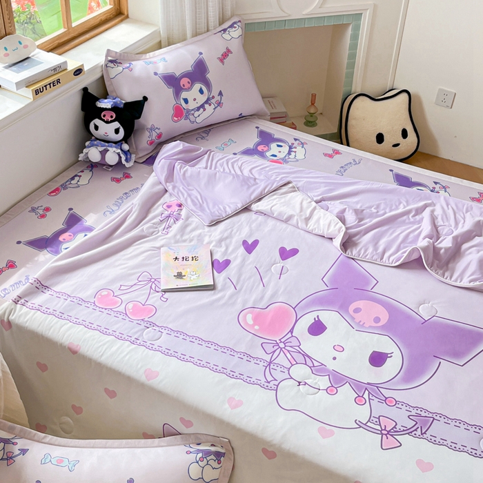 91家纺网 家纺一手货源 找家纺 博雅 2025新款 三丽鸥凉感丝夏被冰丝凉席组合四件套 气球库洛米