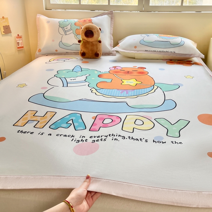 91家纺网 家纺一手货源 找家纺 博雅 2025新款独家版权A类大版数码印花1200D冰丝凉席 木马卡皮巴拉