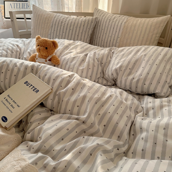 91家纺网 家纺一手货源 找家纺 顾里家纺 2025新款简约小资系列云感双层纱四件套 条纹星星灰