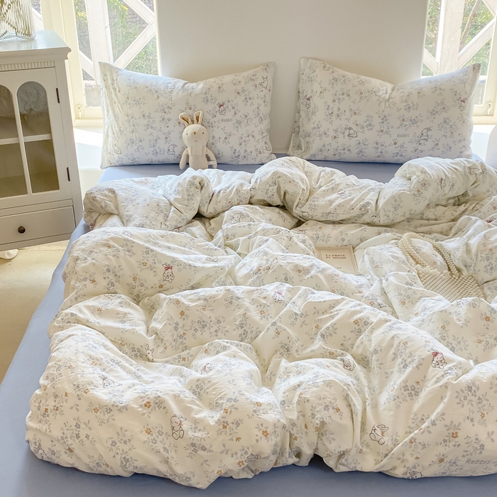 91家纺网 家纺一手货源 找家纺 【提供买家秀】2025直播云感皱皱棉四件套水洗棉简约风小碎花被套床笠三件套-叠拍图 繁花兔