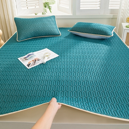 91家纺网 家纺一手货源 找家纺 （总）美丽折2025新品6mm厚天然乳胶凉席三件套 大版印花卡通乳胶凉席平铺款