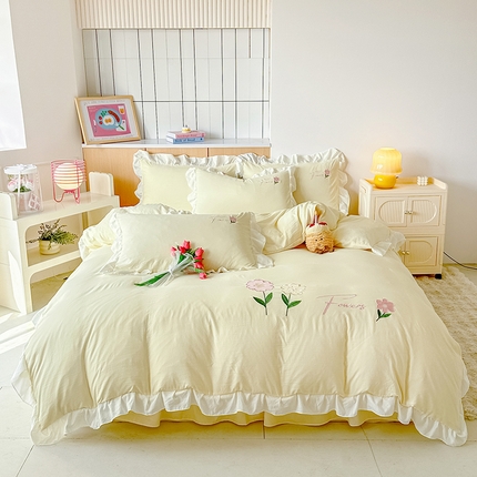 91家纺网 家纺一手货源 找家纺 家贝爱 2025新款花边刺绣玉颜系列四件套 玉颜-黄