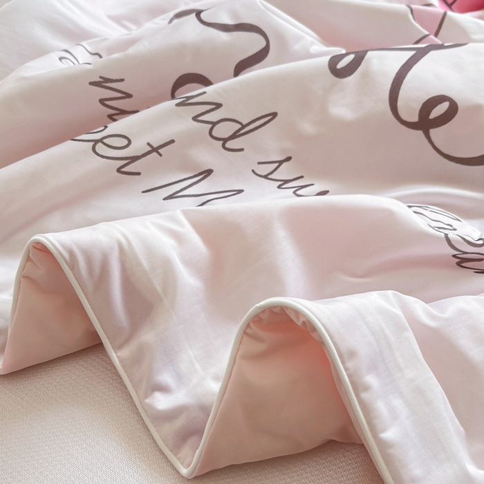 91家纺网 家纺一手货源 找家纺 博雅 2025新款 三丽鸥凉感丝夏被冰丝凉席组合四件套 魔法美乐蒂