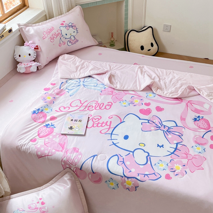 91家纺网 家纺一手货源 找家纺 博雅 2025新款 三丽鸥凉感丝夏被冰丝凉席组合四件套 甜心KT