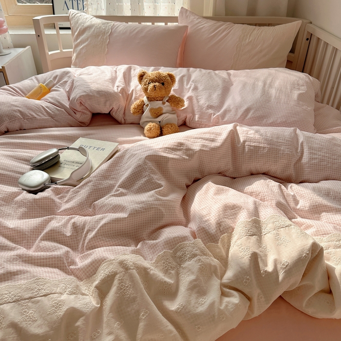 91家纺网 家纺一手货源 找家纺 顾里家纺 2025新款简约小资系列云感双层纱四件套 小粉格