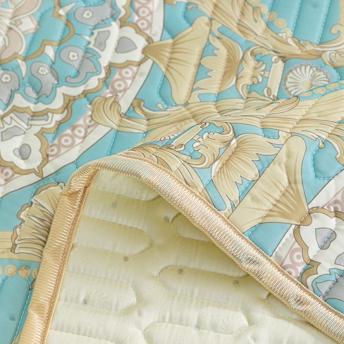 91家纺网 家纺一手货源 找家纺 美丽折2025新品6mm厚天然乳胶凉席三件套 大版印花卡通乳胶凉席平铺款 帕蓬夜色