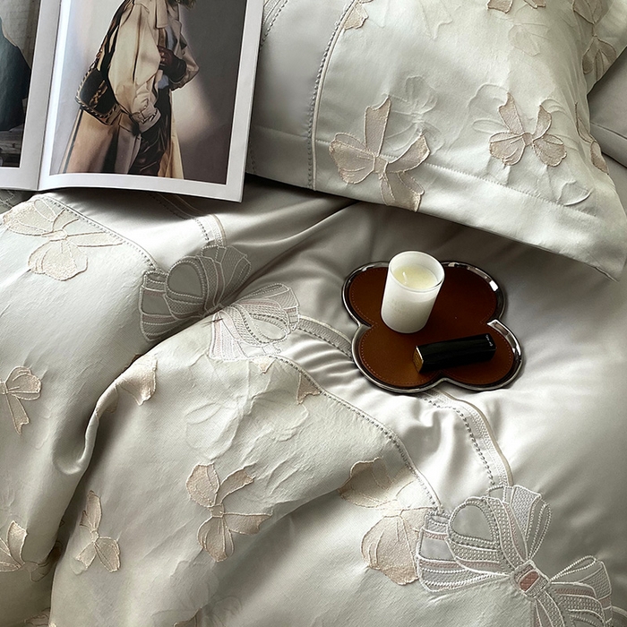 91家纺网 家纺一手货源 找家纺 优悦生活馆 2025新款冰丝浮雕绣花四件套 暮光之城-灰绿