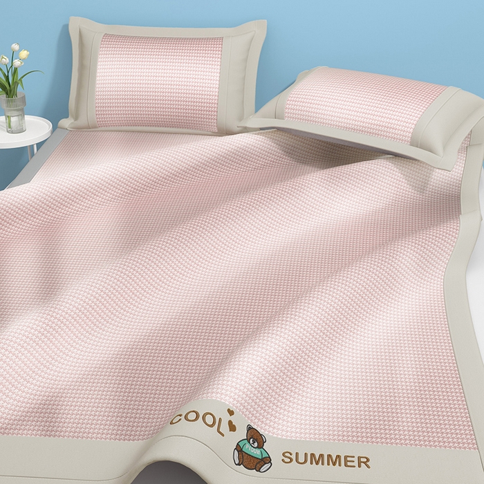 91家纺网 家纺一手货源 找家纺 （总）绒艺席业 2025新款A类抗菌冰丝凉席系列-小冰熊款