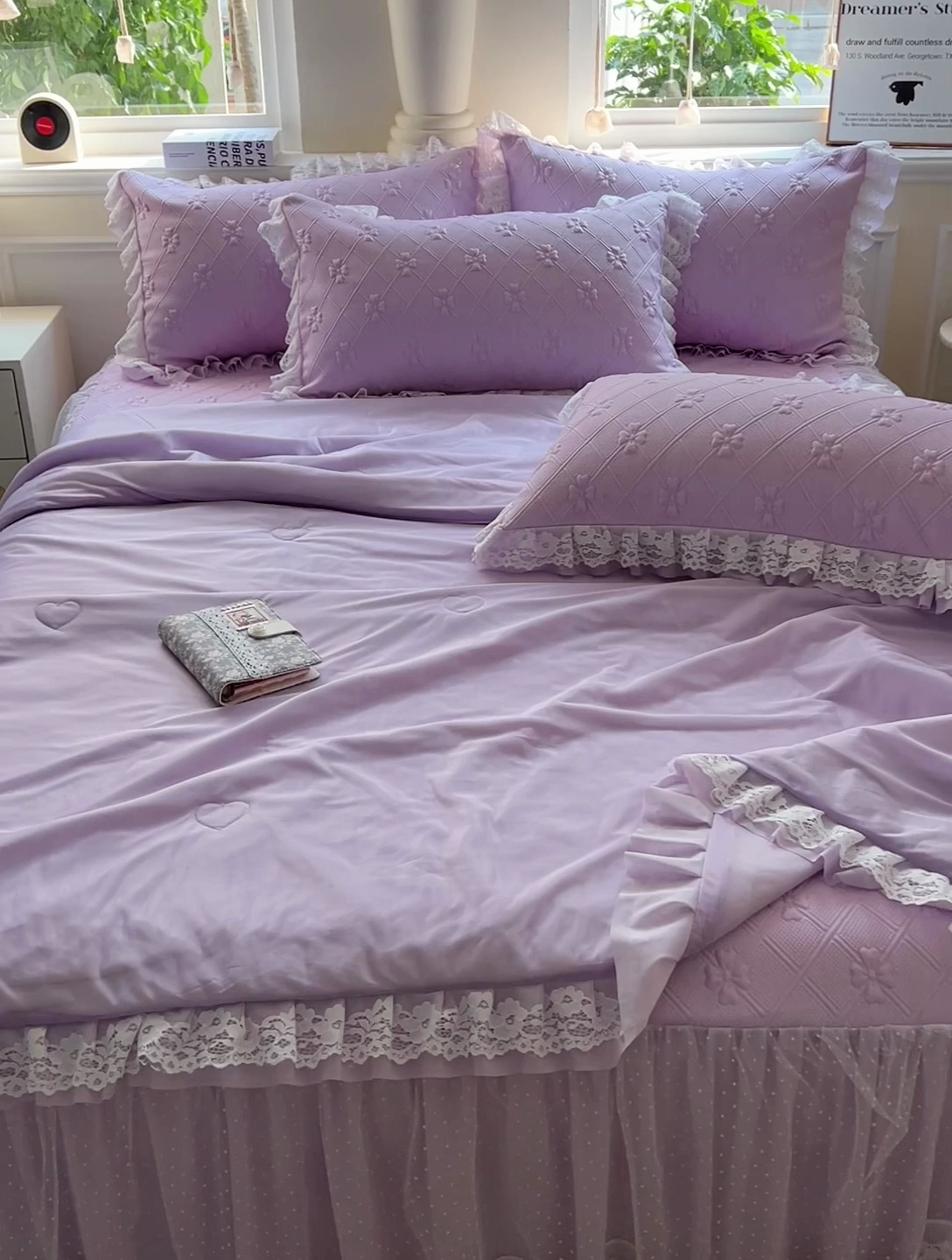 91家纺网 家纺一手货源 找家纺 创爱家纺 2025新款3D提花冰豆豆床裙款凉席夏被四件套 冰豆豆-紫