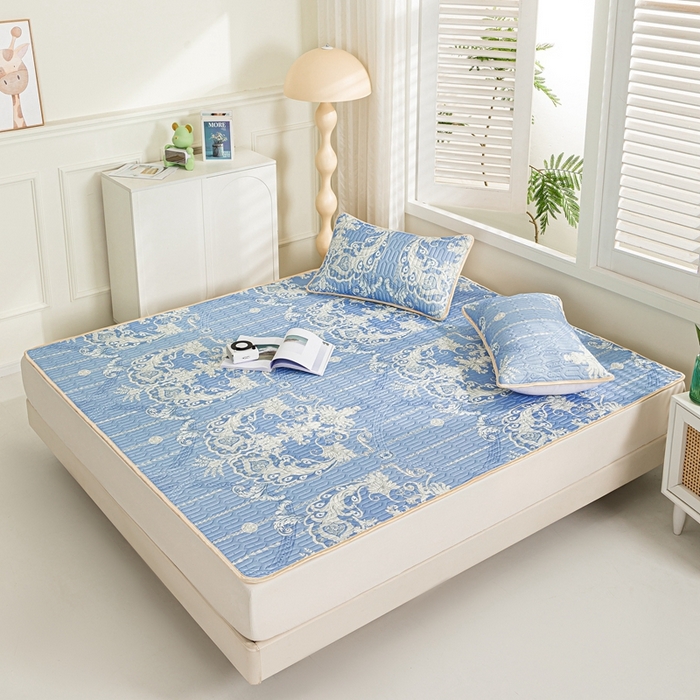 91家纺网 家纺一手货源 找家纺 美丽折2025新品6mm厚天然乳胶凉席三件套 大版印花卡通乳胶凉席平铺款 贵族风范