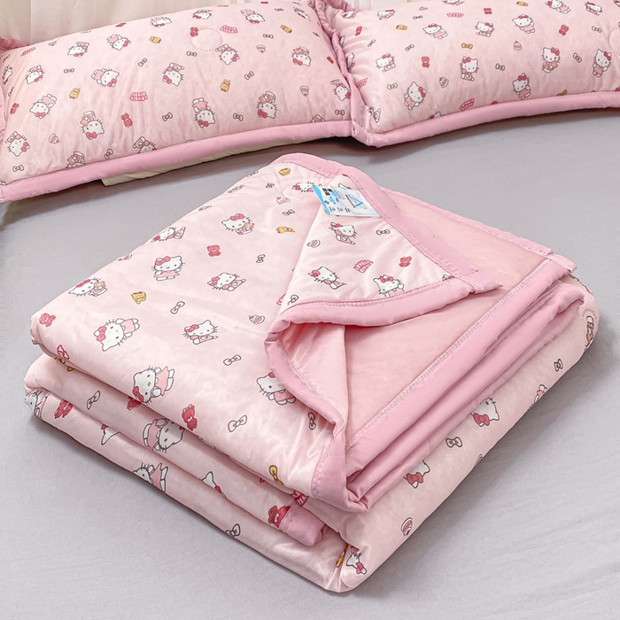 91家纺网 家纺一手货源 找家纺 顺顺家纺 2025新款凉感丝印花夏被空调被 少女凯蒂