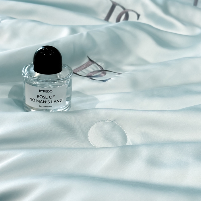 91家纺网 家纺一手货源 找家纺 满羽家纺 2025新款冰丝夏被四件套-满绣系列 DC-兰灰