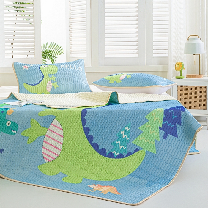 91家纺网 家纺一手货源 找家纺 美丽折2025新品6mm厚天然乳胶凉席三件套 大版印花卡通乳胶凉席平铺款 酷玩龙