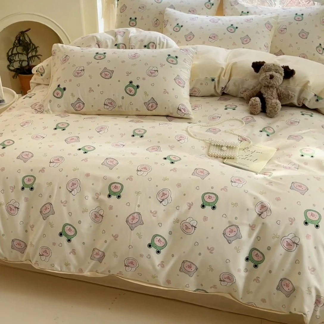 91家纺网 家纺一手货源 找家纺 仔仔熊 2025新款全棉印花系列被套 粉红小猪