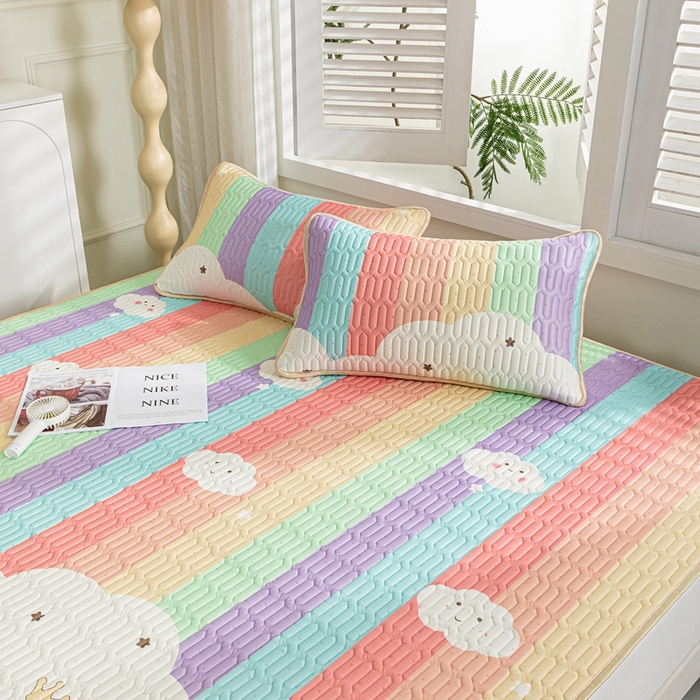 91家纺网 家纺一手货源 找家纺 美丽折2025新品6mm厚天然乳胶凉席三件套 大版印花卡通乳胶凉席平铺款 彩虹岛