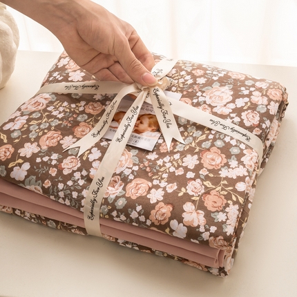 91家纺网 家纺一手货源 找家纺 （总）【提供买家秀】2025直播云感皱皱棉四件套水洗棉简约风小碎花被套床笠三件套-叠拍图