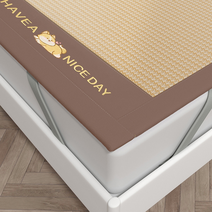 91家纺网 家纺一手货源 找家纺 绒艺席业 2025新款A类抗菌冰丝凉席系列-柯基款 黄色