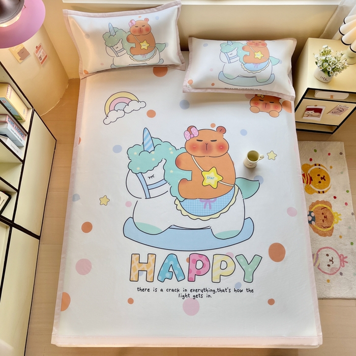 91家纺网 家纺一手货源 找家纺 博雅 2025新款独家版权A类大版数码印花1200D冰丝凉席 木马卡皮巴拉