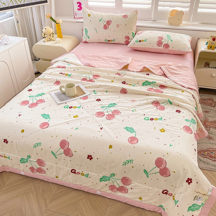 91家纺网 家纺一手货源 找家纺 思雅庭 2025新款里外全棉夏被新疆棉花夏凉被空调被 甜蜜樱桃