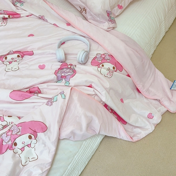 91家纺网 家纺一手货源 找家纺 （总）兜米家居 2025夏季新品三丽鸥深睡双感针织凉感空调被夏被