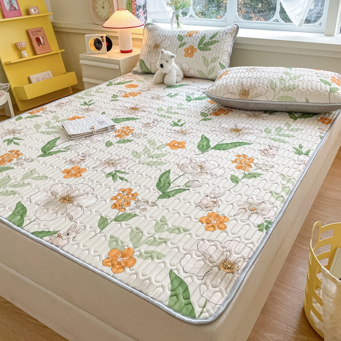 91家纺网 家纺一手货源 找家纺 柒月家居 2025新款小清新乳胶凉席 春意盎然