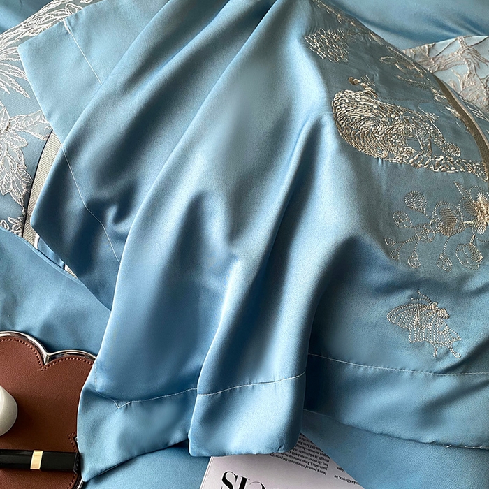 91家纺网 家纺一手货源 找家纺 优悦生活馆 2025新款冰丝浮雕绣花四件套 迷雾花园-蓝