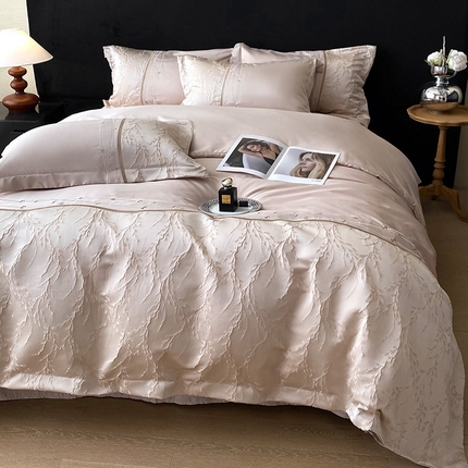 优悦生活馆 2025新款冰丝浮雕绣花四件套 浪漫星河-香槟