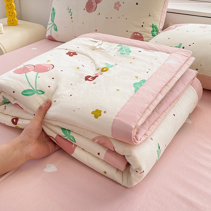 91家纺网 家纺一手货源 找家纺 思雅庭 2025新款里外全棉夏被新疆棉花夏凉被空调被 甜蜜樱桃