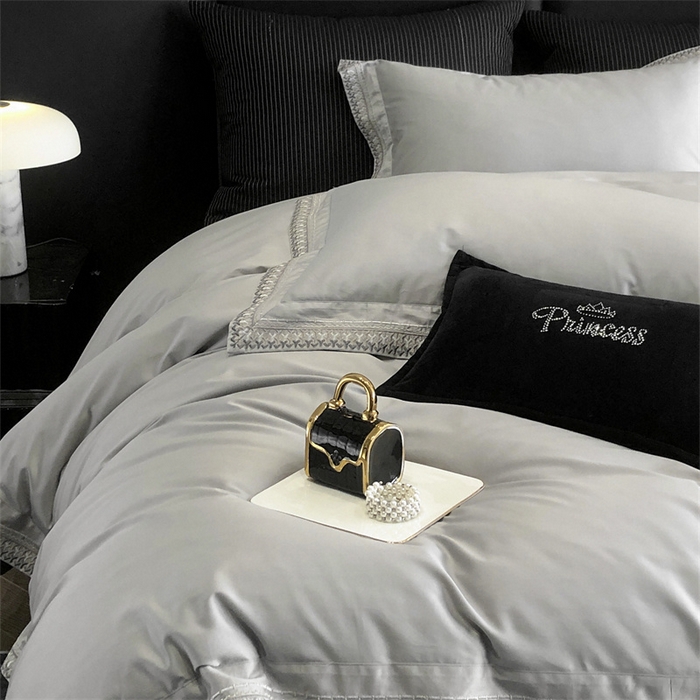 91家纺网 家纺一手货源 找家纺 保罗圣迪奥 2025新款50双股全棉长绒棉四件套-艾瑟琳系列 艾瑟琳-绅士灰