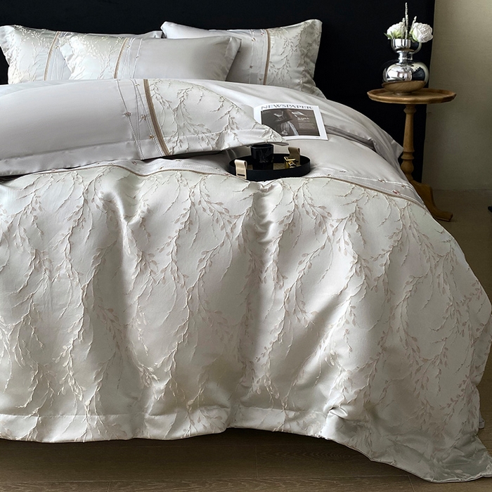 91家纺网 家纺一手货源 找家纺 优悦生活馆 2025新款冰丝浮雕绣花四件套 浪漫星河-灰绿