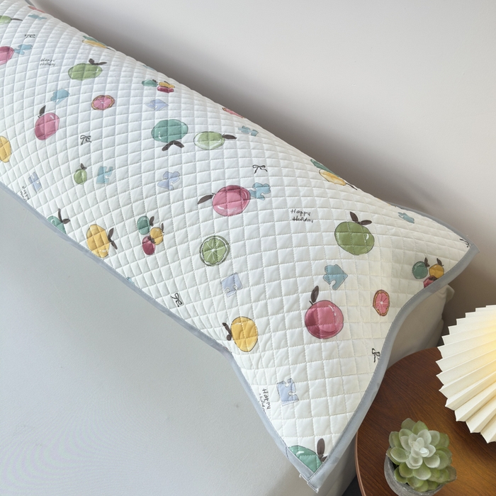 91家纺网 家纺一手货源 找家纺 爱港家纺 2025新款凉感丝双人长枕巾 夏季情侣枕头巾 绑带长枕巾 水果汇 180*48