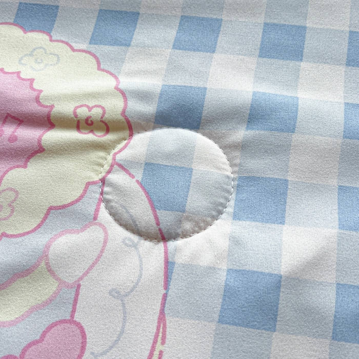 91家纺网 家纺一手货源 找家纺 妖妖家纺 2025新款超柔双层纱糯糯针织棉夏凉被四件套 蛋糕猫