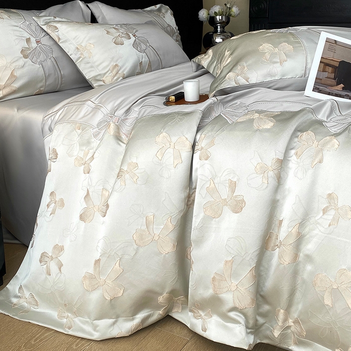 91家纺网 家纺一手货源 找家纺 优悦生活馆 2025新款冰丝浮雕绣花四件套 暮光之城-灰绿