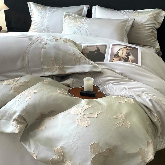 91家纺网 家纺一手货源 找家纺 优悦生活馆 2025新款冰丝浮雕绣花四件套 暮光之城-灰绿