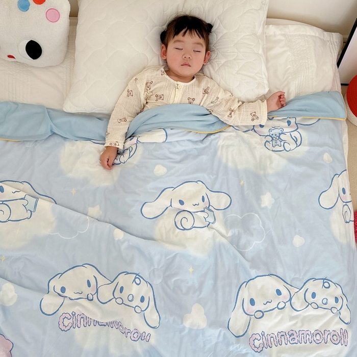 91家纺网 家纺一手货源 找家纺 兜米家居 2025夏季新品三丽鸥深睡双感针织凉感空调被夏被 云朵玉桂狗