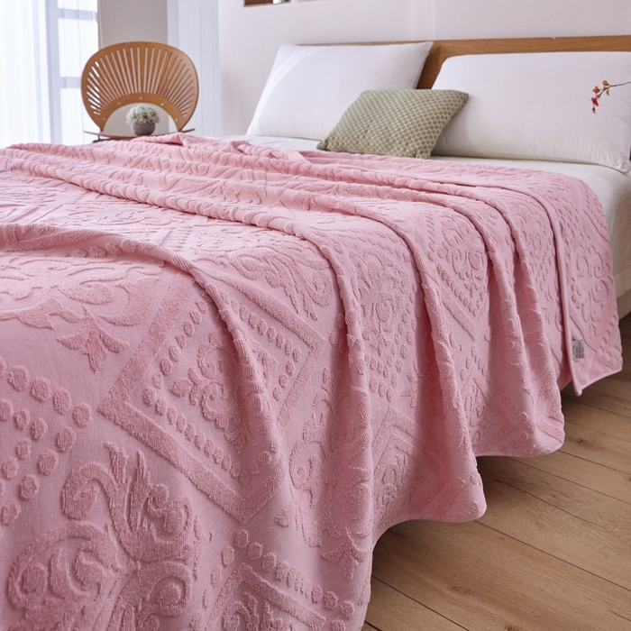 91家纺网 家纺一手货源 找家纺 爱港家纺 2025新款上海专版老式怀旧全棉A类纱布毛巾被 古韵-粉