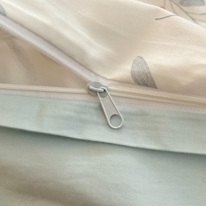 91家纺网 家纺一手货源 找家纺 仔仔熊 2025新款全棉印花系列被套 清新植物