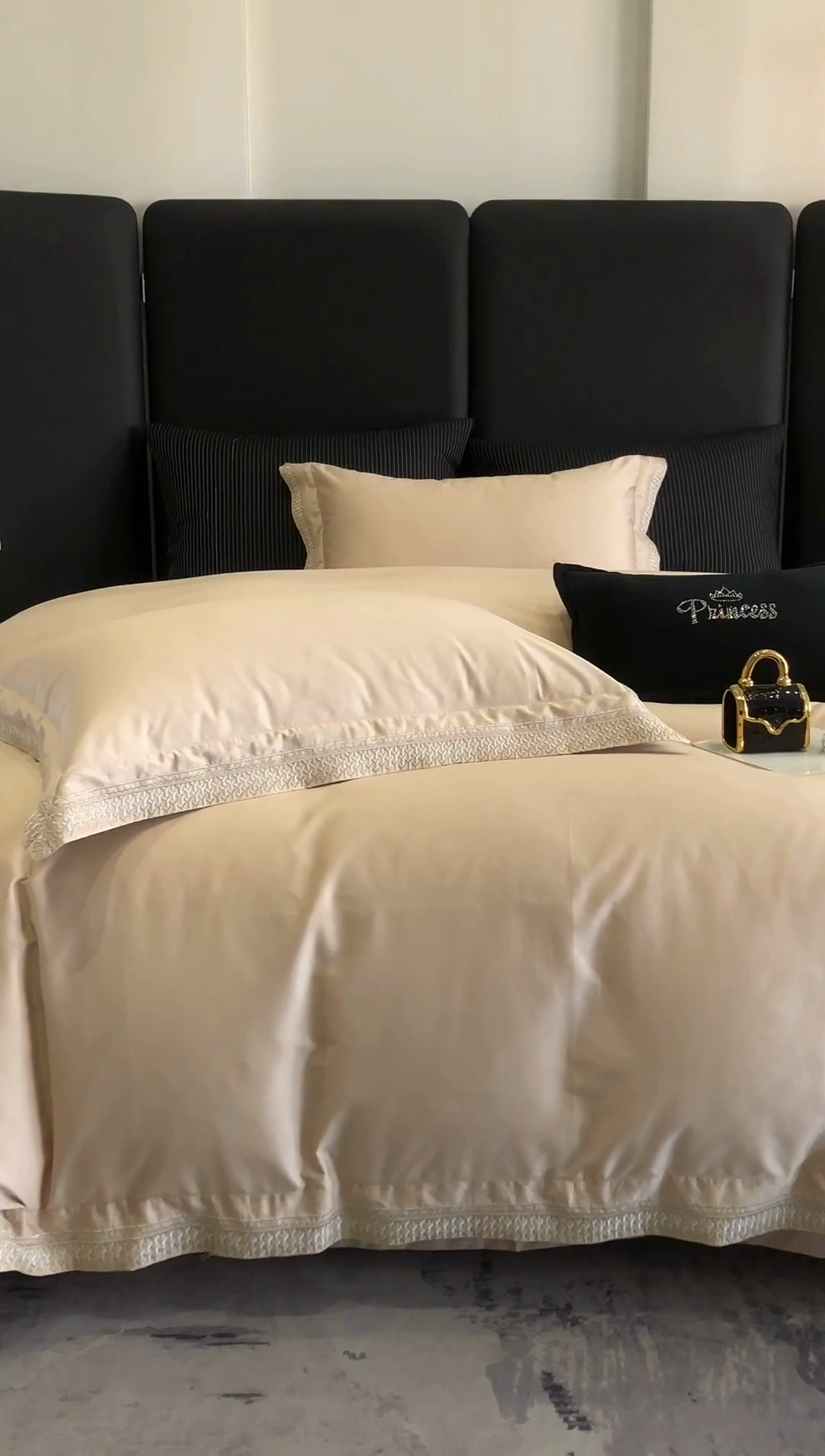 91家纺网 家纺一手货源 找家纺 保罗圣迪奥 2025新款50双股全棉长绒棉四件套-艾瑟琳系列 艾瑟琳-香槟金