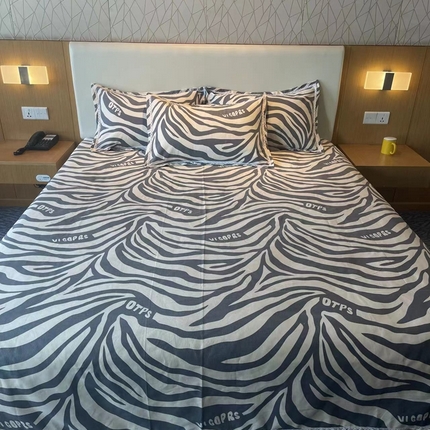 仟网汇 2025全棉老粗布蕾丝花边三件套（无纺布手提包装） 斑马纹