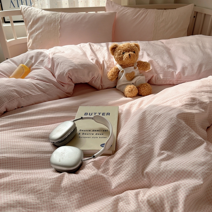 91家纺网 家纺一手货源 找家纺 顾里家纺 2025新款简约小资系列云感双层纱四件套 小粉格