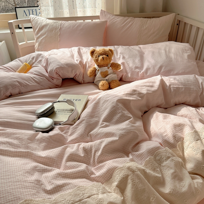 91家纺网 家纺一手货源 找家纺 顾里家纺 2025新款简约小资系列云感双层纱四件套 小粉格