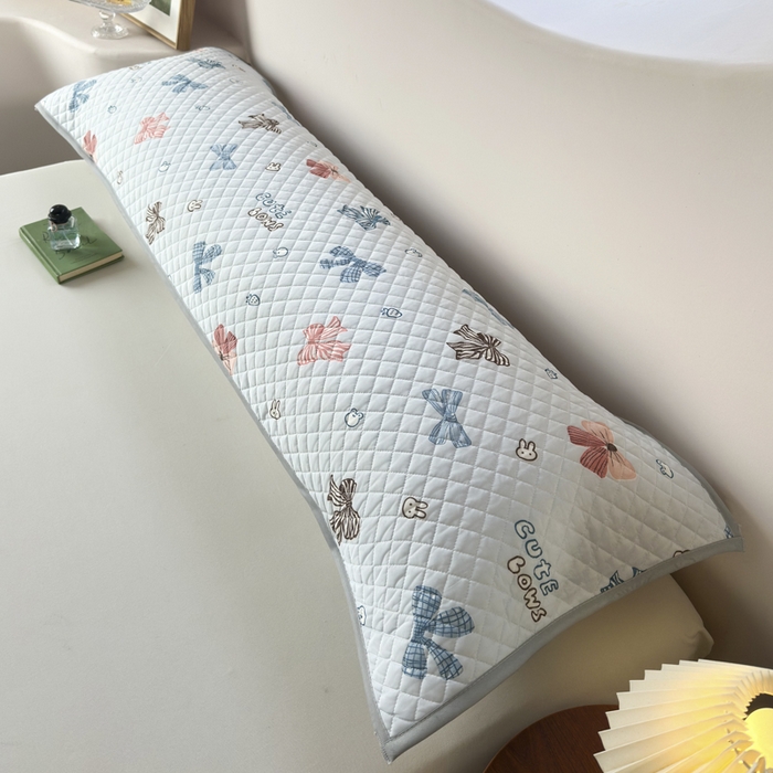 91家纺网 家纺一手货源 找家纺 爱港家纺 2025新款凉感丝双人长枕巾 夏季情侣枕头巾 绑带长枕巾 蓝蝶结 120*48