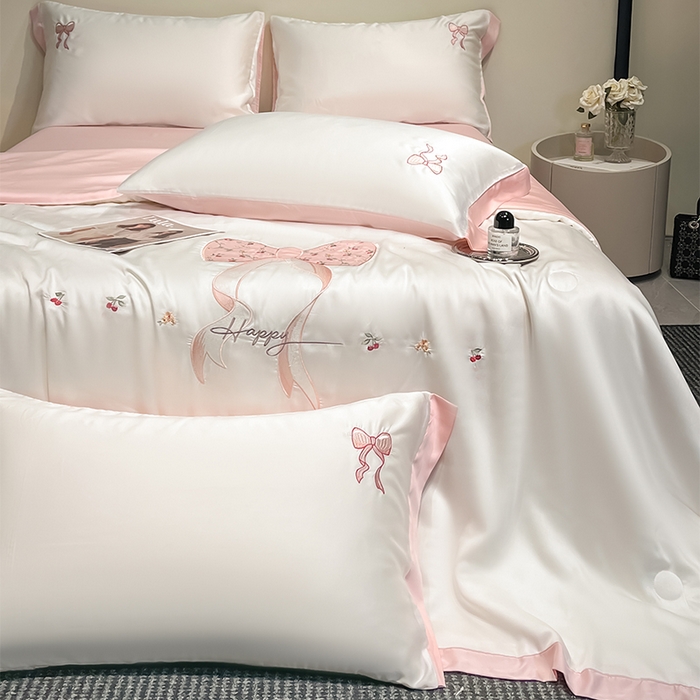 91家纺网 家纺一手货源 找家纺 2025新款水洗冰丝夏被四件套甜梦系列 甜梦-奶白粉