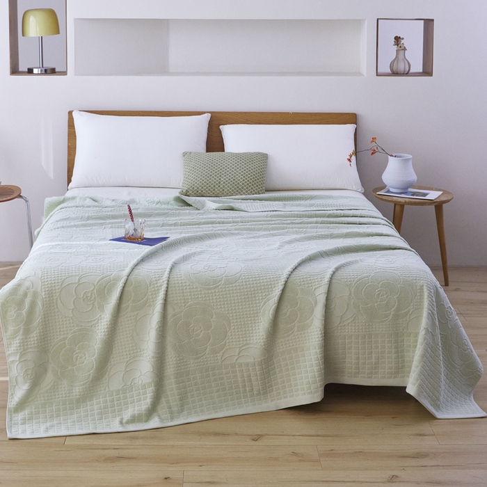 91家纺网 家纺一手货源 找家纺 爱港家纺 2025新款上海专版老式怀旧全棉A类纱布毛巾被 茶花-绿