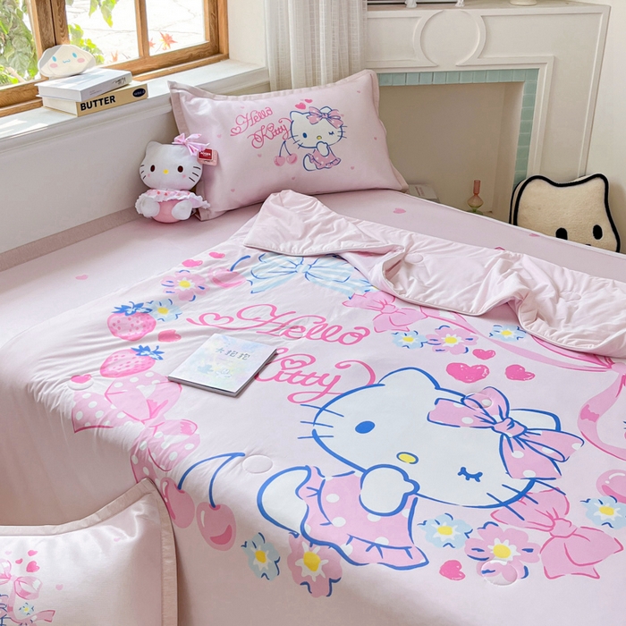 91家纺网 家纺一手货源 找家纺 博雅 2025新款 三丽鸥凉感丝夏被冰丝凉席组合四件套 甜心KT