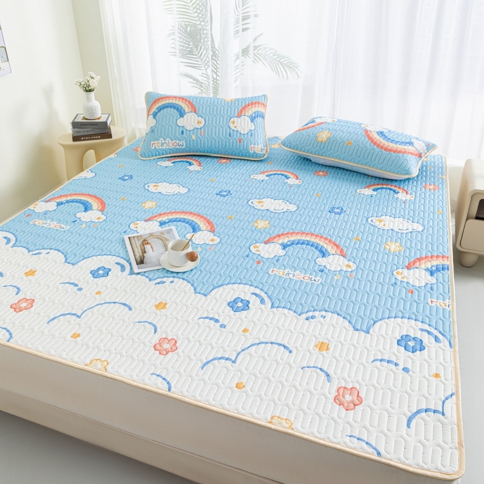 91家纺网 家纺一手货源 找家纺 美丽折2025新品6mm厚天然乳胶凉席三件套 大版印花卡通乳胶凉席平铺款 彩虹之恋