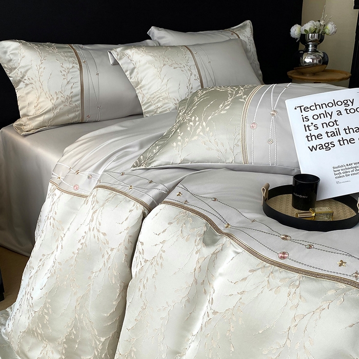 91家纺网 家纺一手货源 找家纺 优悦生活馆 2025新款冰丝浮雕绣花四件套 浪漫星河-灰绿