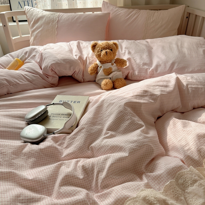 91家纺网 家纺一手货源 找家纺 顾里家纺 2025新款简约小资系列云感双层纱四件套 小粉格