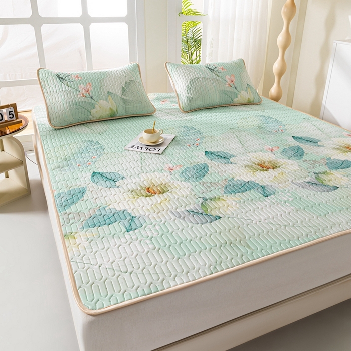 91家纺网 家纺一手货源 找家纺 美丽折2025新品6mm厚天然乳胶凉席三件套 大版印花卡通乳胶凉席平铺款 暗香